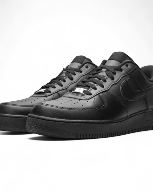 Nike Air Force 1 Black
